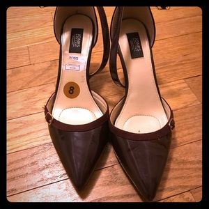 Women burgundy pointed toe pumps